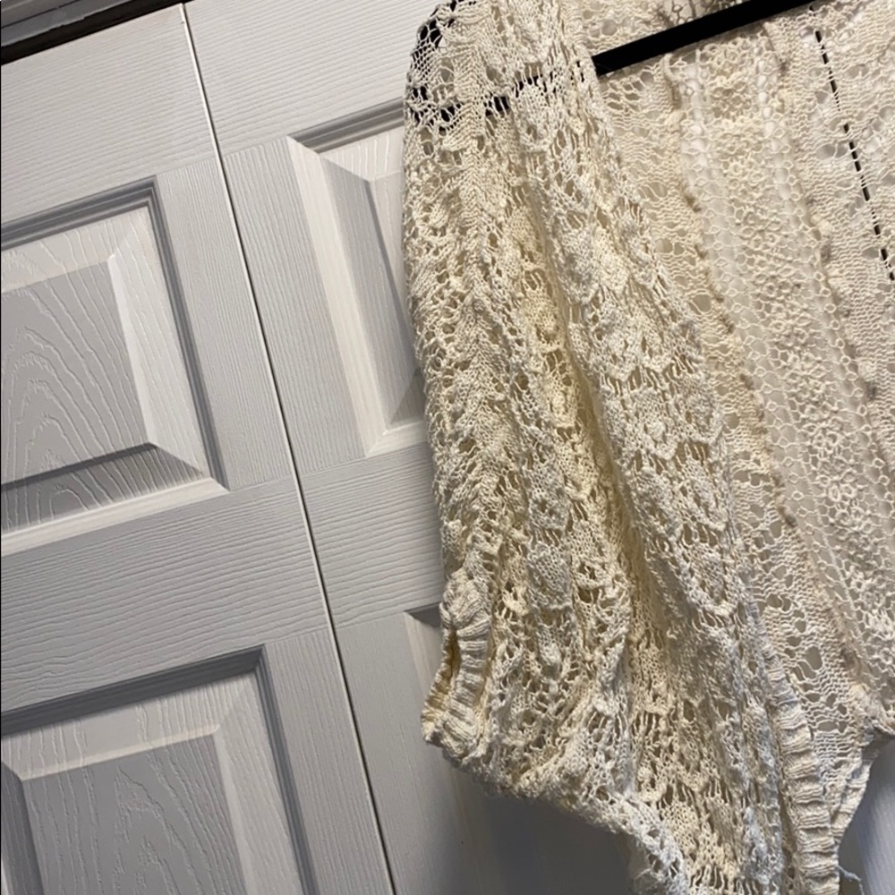 Spring sweater - Picture 2 of 3